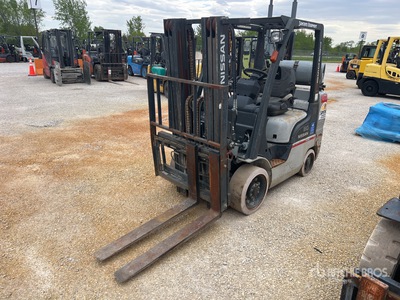 Nissan MCU1F2A30LV 5600 lb Cushion Tire Forklift