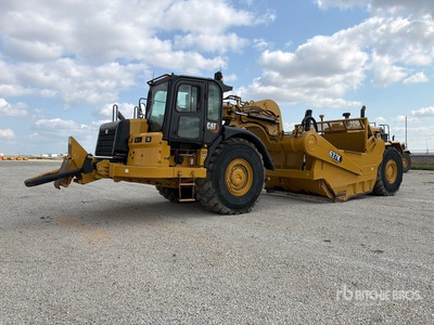 2023 Cat 637K Motorschraper
