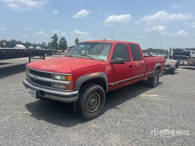 1997 Chevrolet K3500 4x4 Crew Cab Pickup
