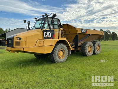 2014 Cat 725C Articulated Dump Truck