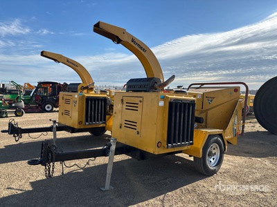 2015 Vermeer BC1000XL Tow-Behind Wood Chipper