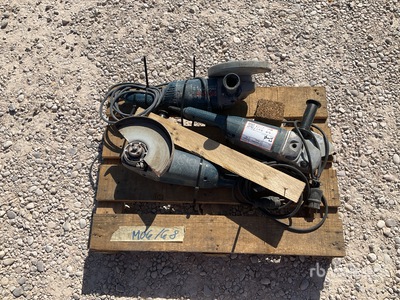 Quantity of (3) Bosch GWS22-230JH طاحنة