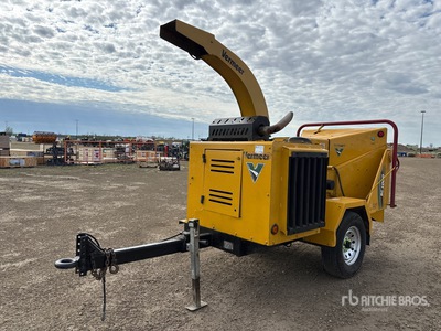 2015 Vermeer BC1000XL Tow-Behind Chipper
