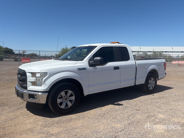 2015 Ford F-150 XL 4x2 Extended Cab Pickup