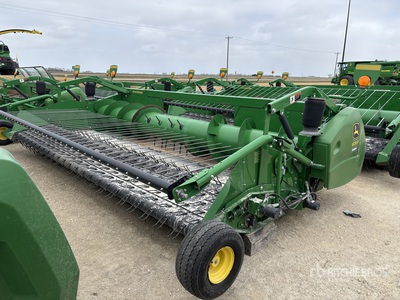 2019 John Deere 615P 15 ft Combine Pickup Header