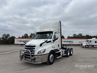 2021 Freightliner Cascadia 116 6x4 T/A Day Cab Truck Tractor