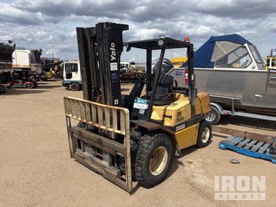 Yale GLP100 9800 lb Pneumatic Tire Forklift (Inoperable)