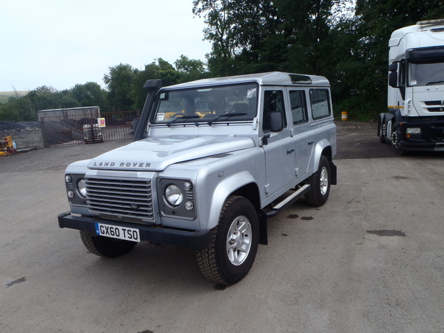 2010 Land Rover Defender 100XS Station Wagon 2010 Land Rover Defender 100XS Station Wagon