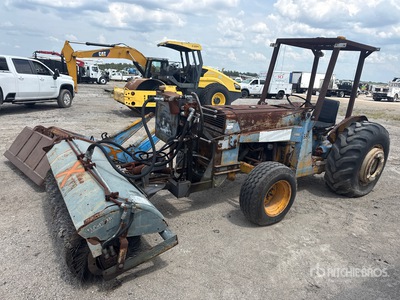 1971 Massy Ferguson MT32 Broom Tractor