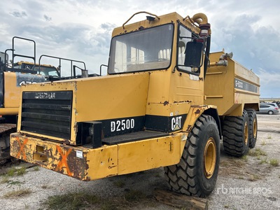 1993 Cat D250D 6x4 Articulated Water Truck (Inoperable)
