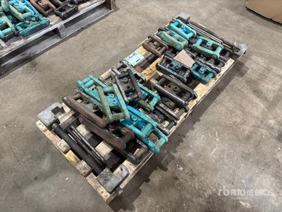 Quantity of Track Tighteners and Joiner Links