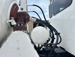 Underbody with Tuyaux (hydrauliques)