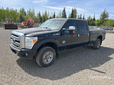 2014 Ford F-350 Lariat 4x4 Crew Cab Pick-up (Inoperable)