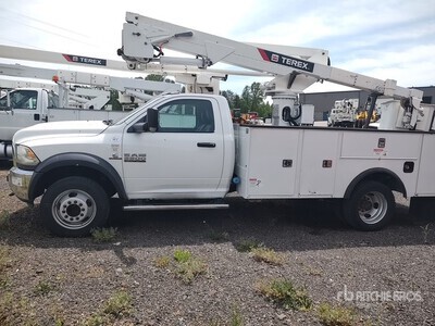 Terex on 2017 Ram 5500 4x4 Camion Nacelle