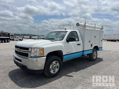 2014 Chevrolet Silverado 2500HD 4x2 Utility Truck