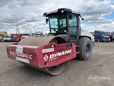 2019 Dynapac CA2500D Smooth Drum Compactor