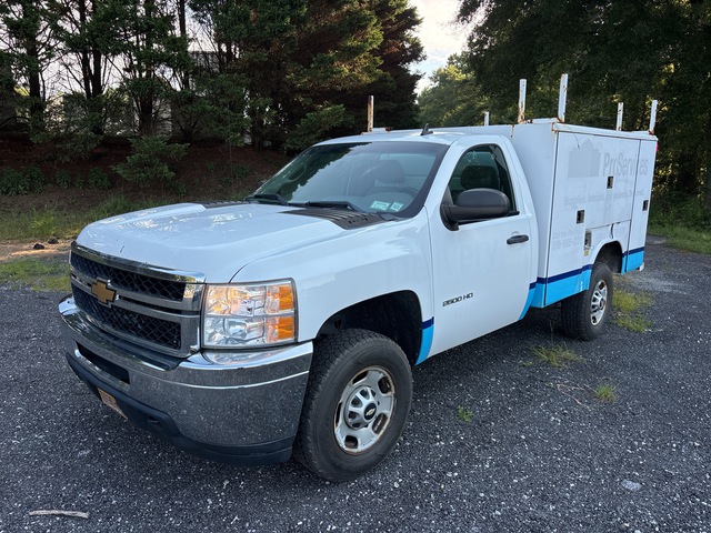 2014 Chevrolet Silverado 2500HD 4x2 Utility Truck 2014 Chevrolet Silverado 2500HD 4x2 Utility Truck