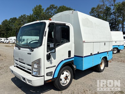 2014 Isuzu NPR HD 4x2 Ciężarówka użytkowa