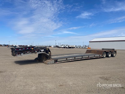 2016 BWS Tri/A Double Drop Removable Gooseneck Lowboy Trailer