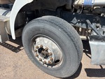 Underbody with Right Steer Tire