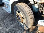 4 Underbody - Truck with Right Steer Tire