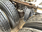 4 Underbody - Truck with Suspension Air Bags