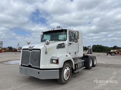 2016 Western Star 4700SB 6x4 T/A Day Cab Truck Tractor