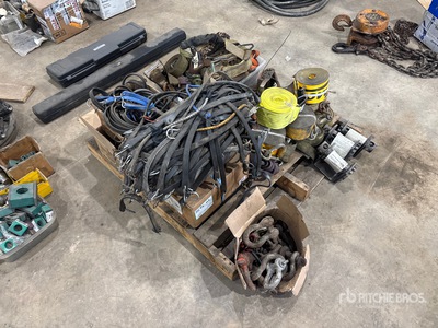 Quantity of Ratchet straps & bungee cords