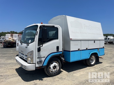 2014 Isuzu NPR-HD 4x2 Camión Utilitario