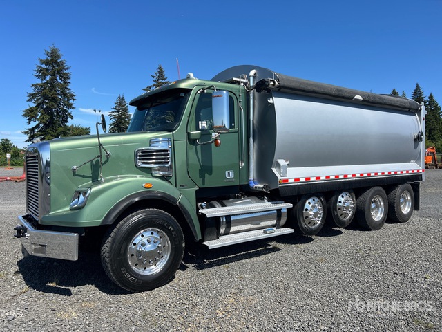 2011 Freightliner Coronado 122 10x4 Quad/A Dump Truck