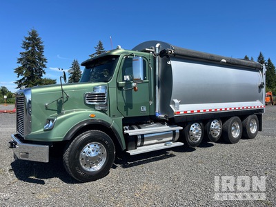 2011 Freightliner Coronado 122 10x4 شاحنة قلابة /أربع محاور