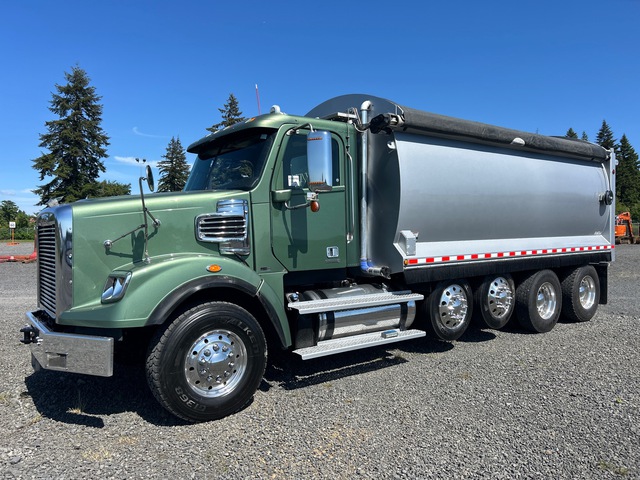 2011 Freightliner Coronado 122 10x4 Quad/A Dump Truck