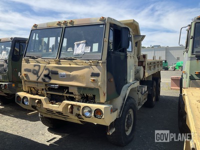 1997 Stewart & Stevenson M1094 6x6 Dump Truck