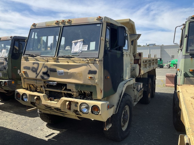 1997 Stewart & Stevenson M1094 6x6 Dump Truck