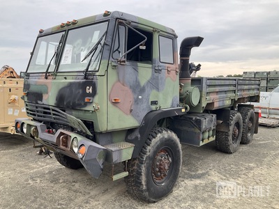 1997 Stewart & Stevenson M1083 MTV 6x6 Cargo Truck
