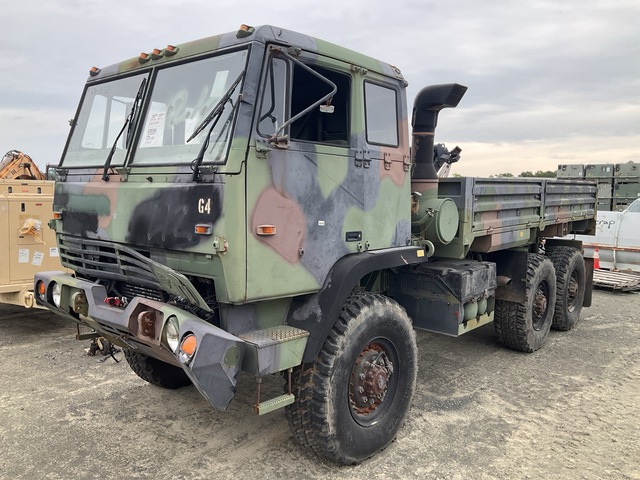1997 Stewart & Stevenson M1083 MTV 6x6 Cargo Truck