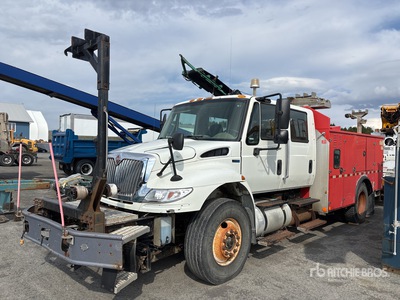 2012 International 4400 4x2 Crew Cab Service Truck