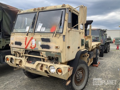 1997 Stewart & Stevenson M1081 LMTV 4x4 Cargo Truck