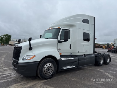 2022 International LT625 6x4 Cabeza Tractora Cabina Dormitorio