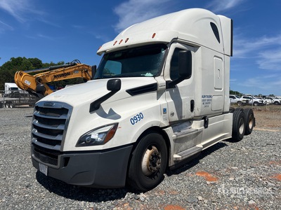 2018 Freightliner Cascadia 126 6x4 T/A Sleeper Truck Tractor