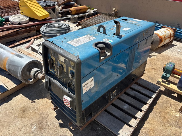 2006 Miller Bobcat 250 Skid-Mounted Engine Driven Welder 2006 Miller Bobcat 250 Skid-Mounted Engine Driven Welder