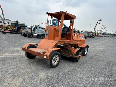 Broce RCT350 Self-Propelled Broom