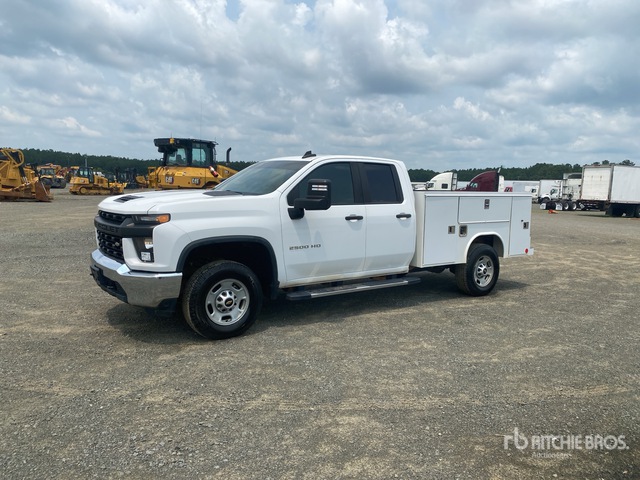 2022 Chevrolet Silverado 2500 HD 4x4 Crew Cab Utility Truck