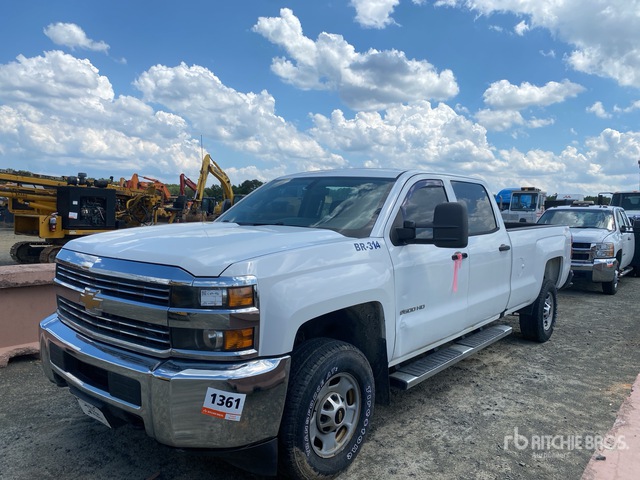 2017 Chevrolet Silverado 2500 HD 4x4 Crew Cab Pickup