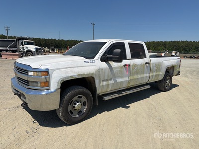 2016 Chevrolet Silverado 2500 HD 4x4 Crew Cab Pickup