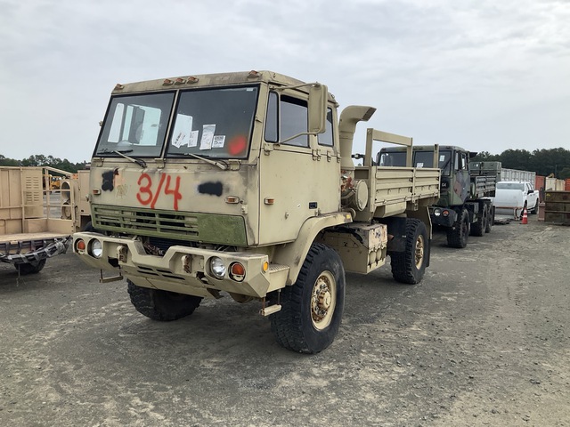 1995 Stewart & Stevenson M1081 LMTV 4x4 Cargo Truck 1995 Stewart & Stevenson M1081 LMTV 4x4 Cargo Truck