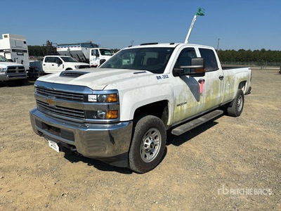 Chevrolet Silverado 2500 4x4 Crew Cab Pickup