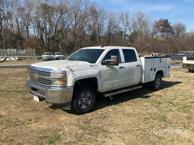 2015 Chevrolet Silverado 2500HD 4x4 Crew Cab Nutzkraftwagen