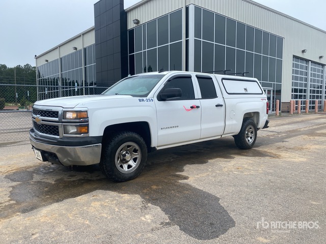 2015 Chevrolet Silverado 1500 4x4 Extended Cab Pickup