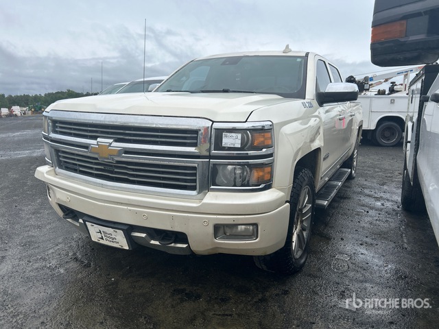 2015 Chevrolet Silverado 1500 High Country 4x4 Crew Cab Pickup